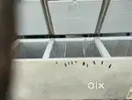 VOLTAS ICE CREAM FREEZER