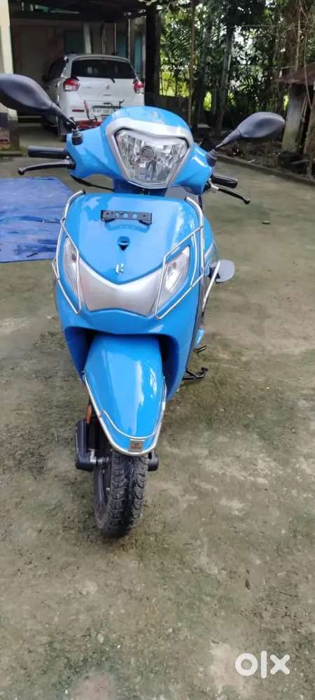 Hero Honda Pleasure Scooty