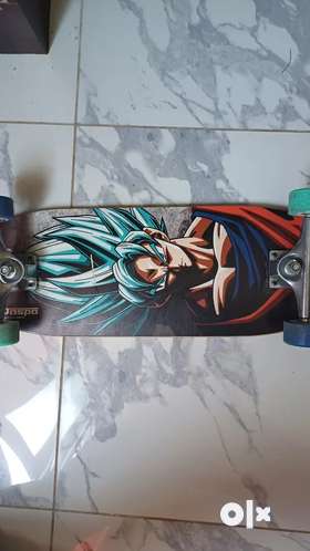 Premium skateboard goku design cruiser Good quality Nice wheels Goku design All waht you want