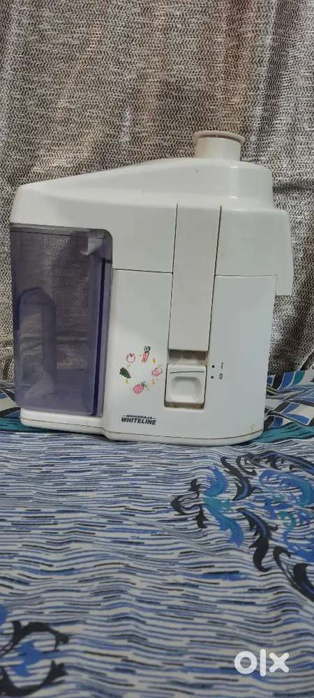 Electric Fruit Juicer – Powerful & Easy to Use