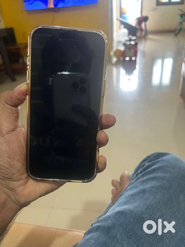Iphone 16 pro max, 256gb. Dessert Titanium. 4 months old