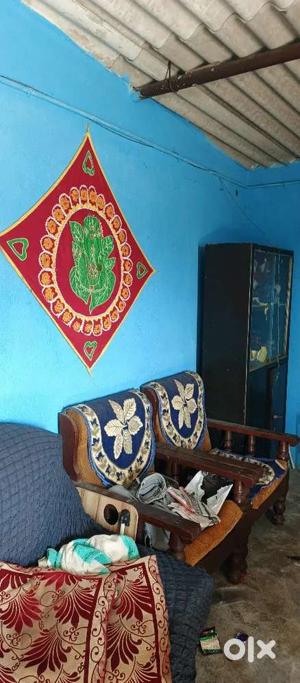 Room on rent(cementsheet rooftop)