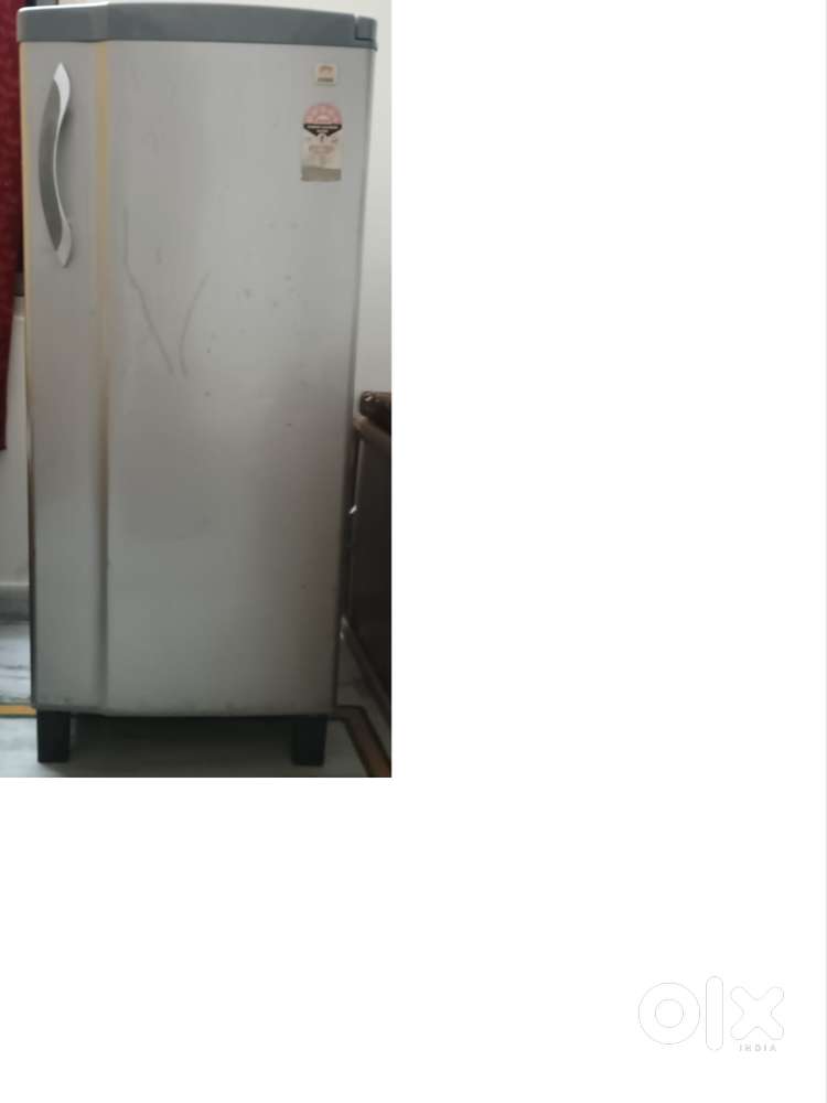 5 Star Godrej Refrigerator Single door in Very good condition.
