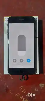Iphone se 2020  3 GB. 64 GB With Latest ios 26 Updated