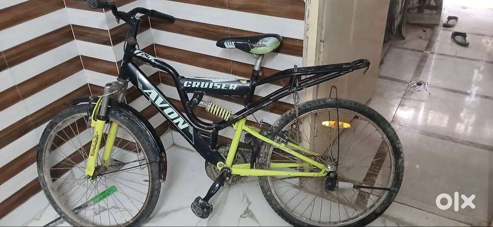 Avon crusier bicycle