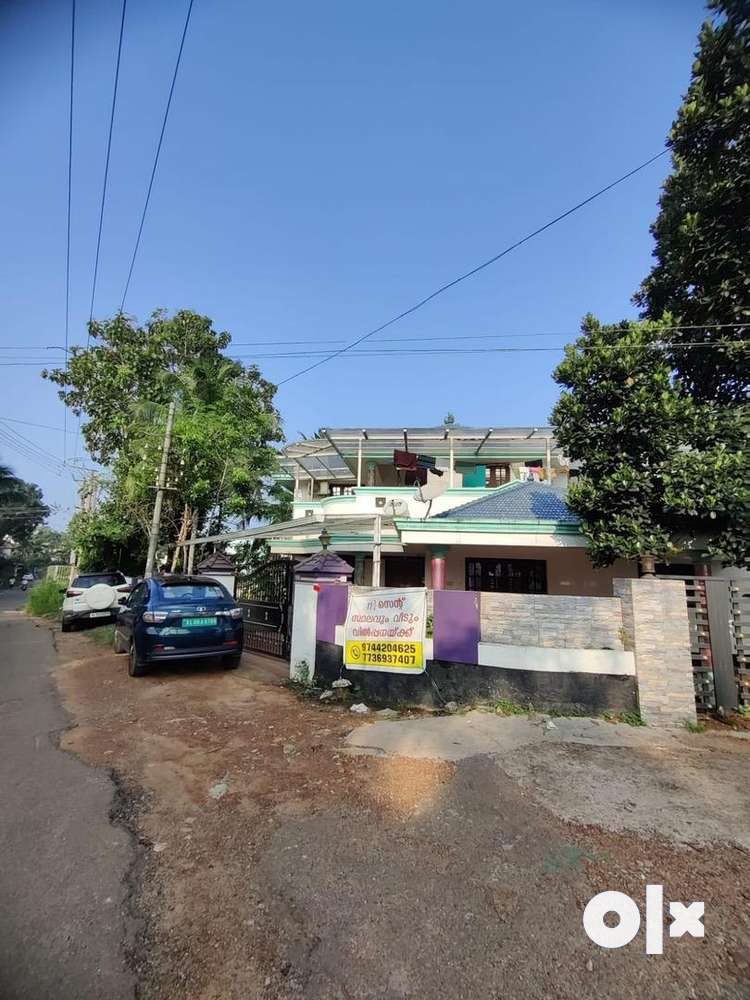 4bhk for sale with 11.75cent @pathanapuram
