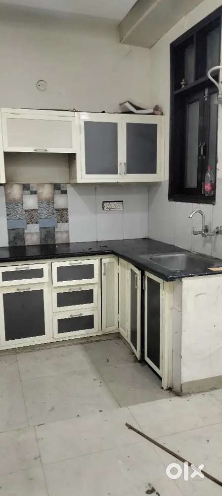 2bhk available for rent with modular kitchen