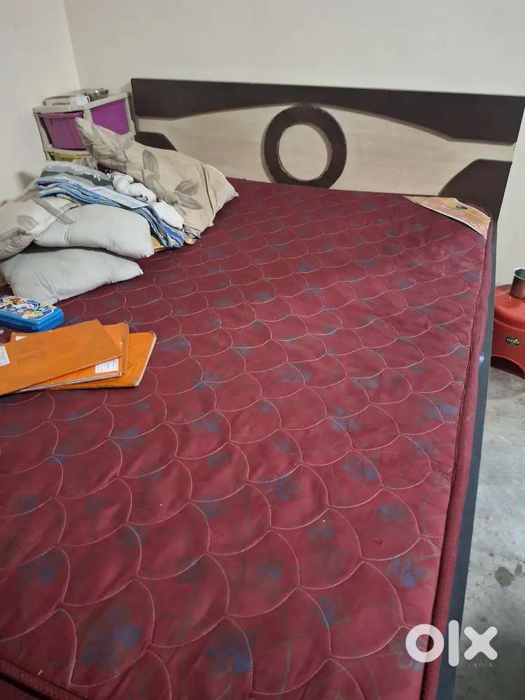 Bed and mattress Selling