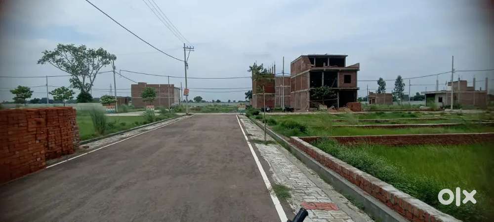 नियुरी ओन हाइवे पर (Hamirpur Road On Highway)