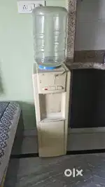 Water cooler & dispenser