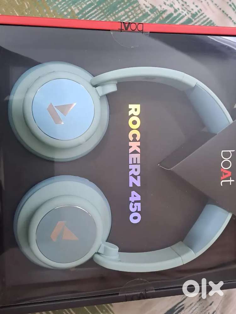 Boat wireless headphones
