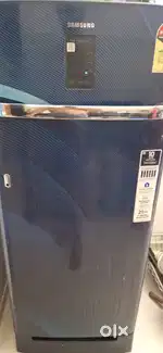 SAMSUNG REFRIGERATOR