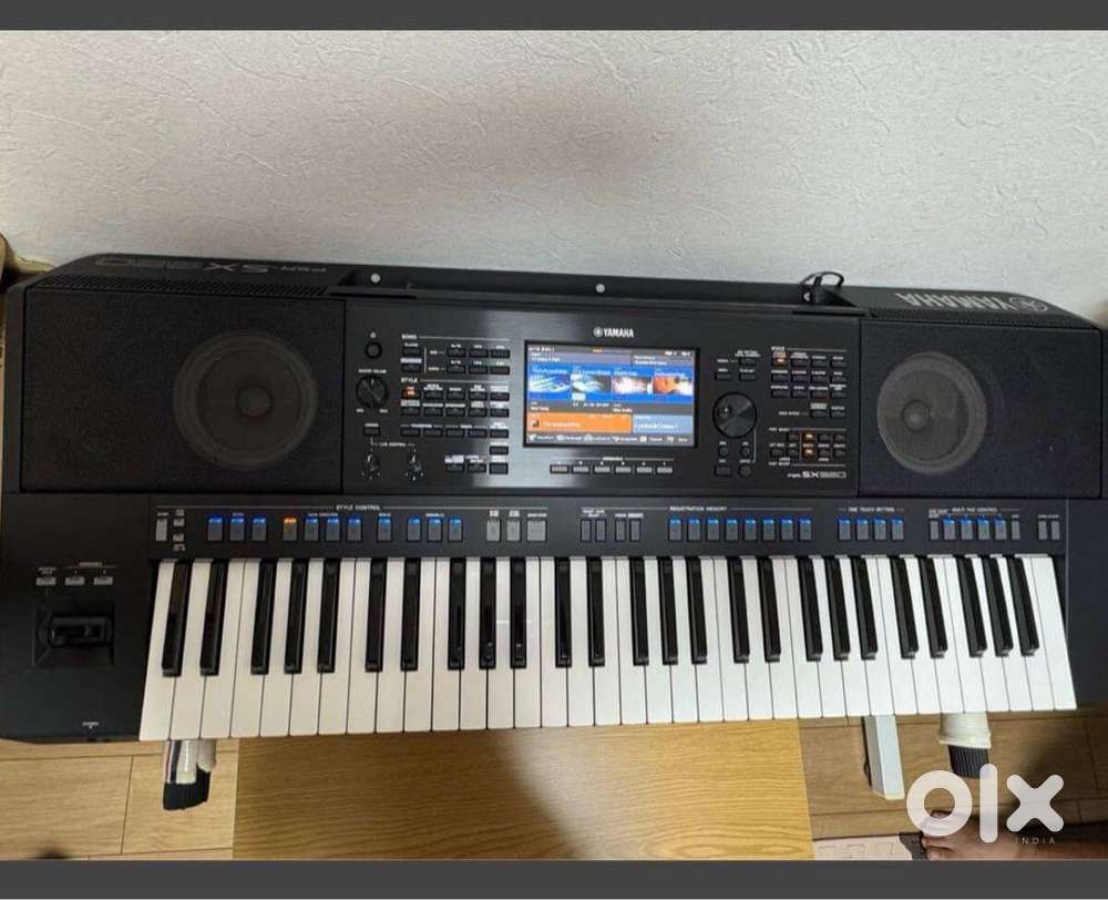 Yamaha psr sx 920 electronic organ 61 keys good condition