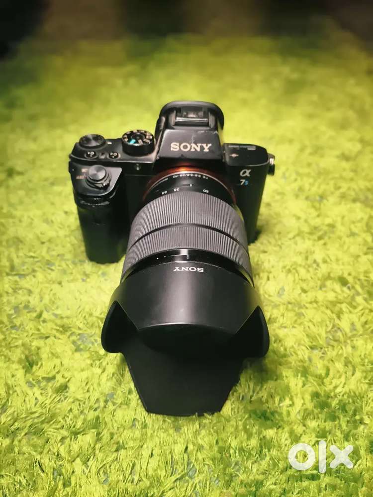 Sony a7sll camera with 28.70 lens + zhiyun crane 3 lab (89000)