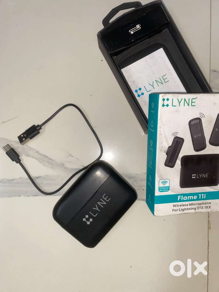Wireless mike “LYNE” , New condition