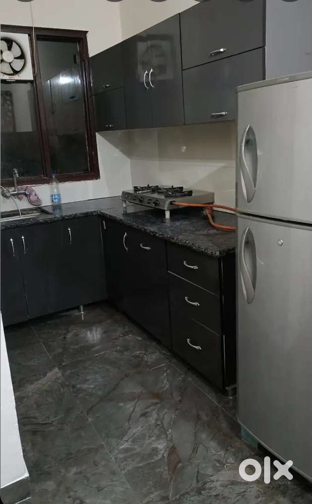 Floor available for rent