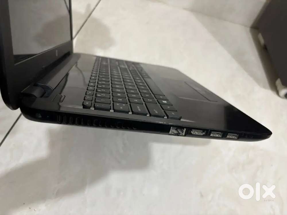 Hp laptop
i3 6th
8/128/windows original
15.6” display