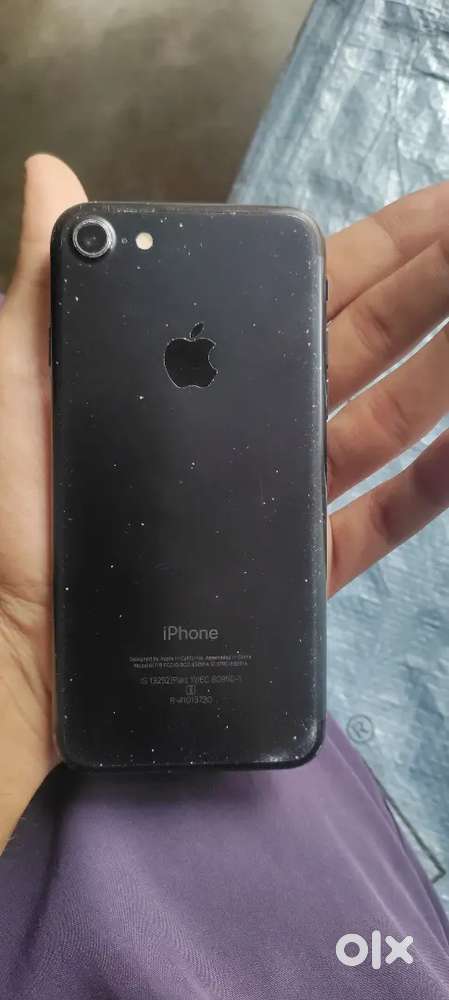 Iphone 7 128gb battery health 100%