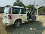 Mahindra Scorpio 2011 Diesel 350000 Km Driven