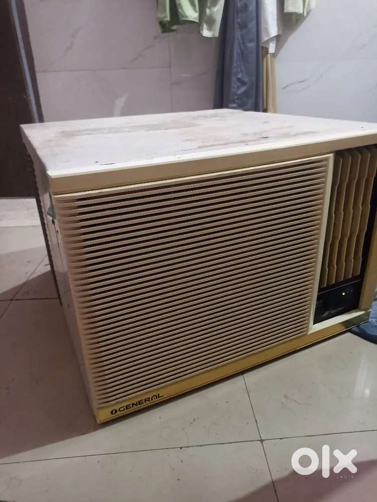 1.5 ton O general window ac good condition