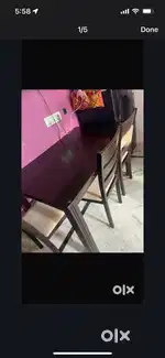 dining table in a mint condition