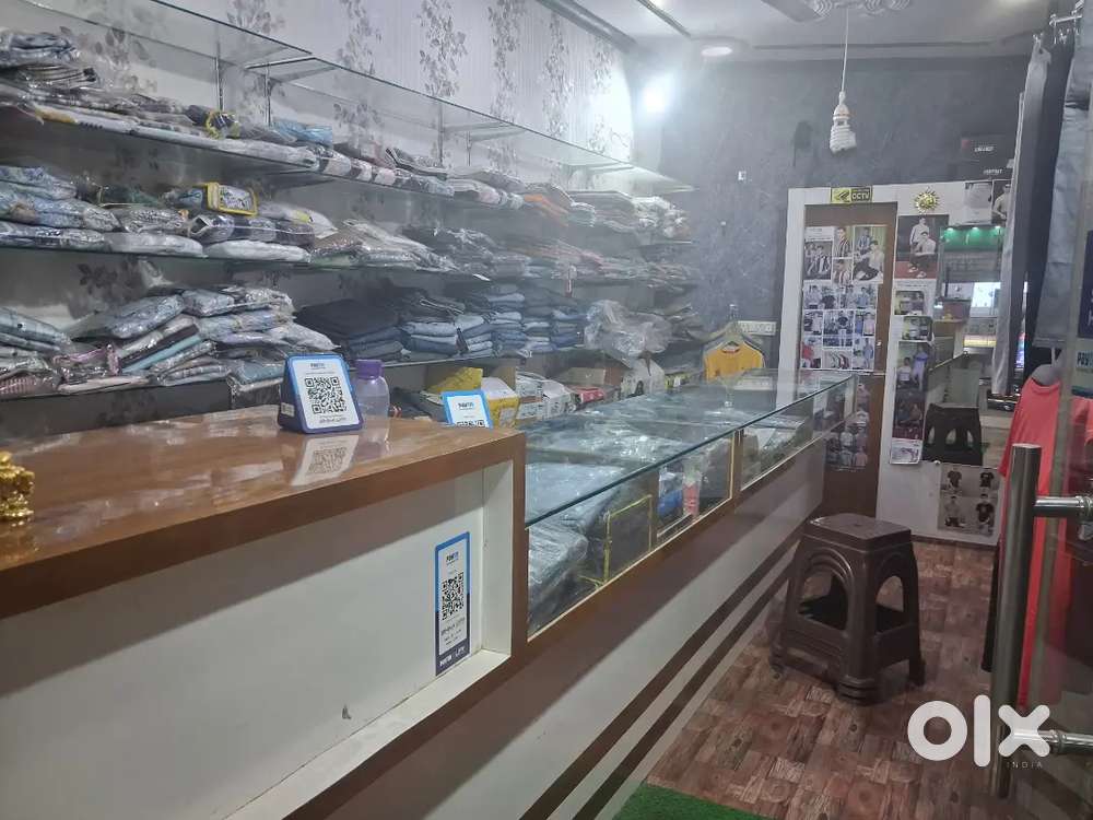 Complete Men's & Woman's garmet with shop furniture