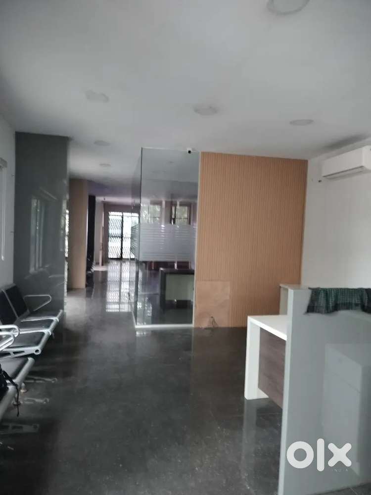 Fully Furnished office 1800sqft Rent