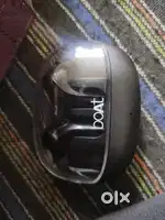 Ear buds 2 day old less price boat 311
