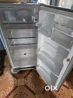 Fridge for sale 5000₹
