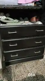 Drawer cum shoe wreck in mint condition