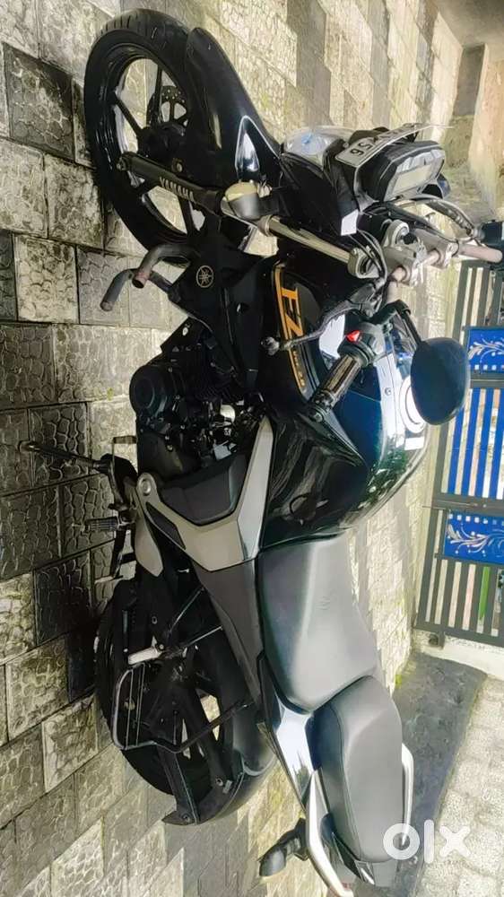Yamaha fz version 2