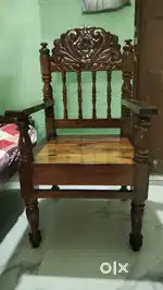 Akasia wood chair