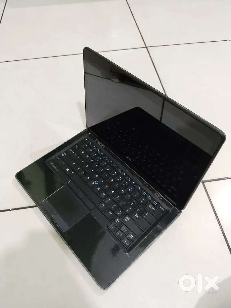 Touch screen laptop