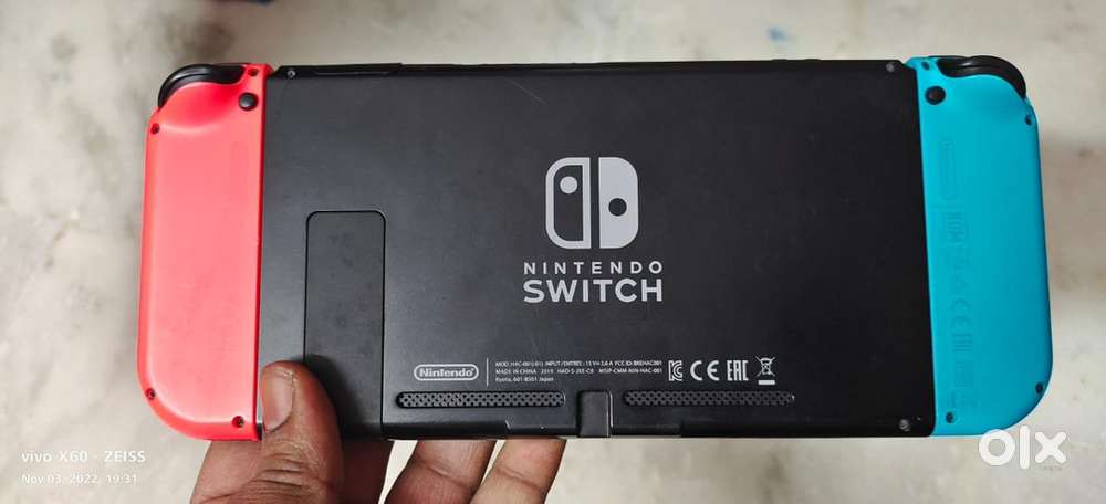 NINTENDO SWITCH
