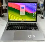 Apple MacBook Pro (13-inch, M1, 2020) with Touch Bar