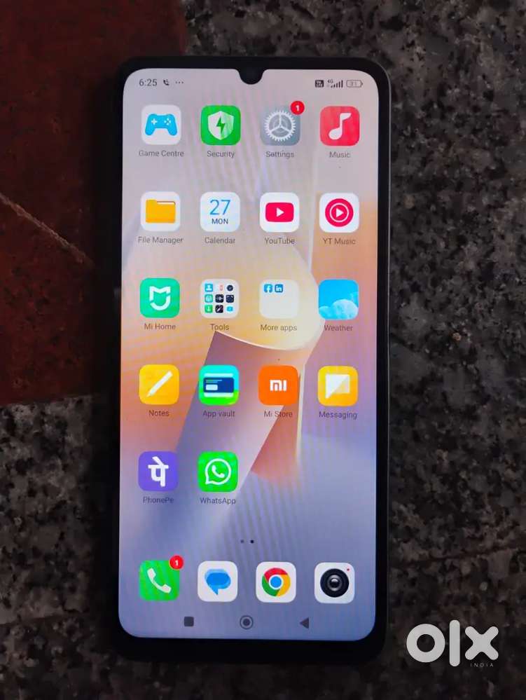 Redmi 13C 4g phone hai 4+2 Ram 128GB Storage hai bill box nahi hai