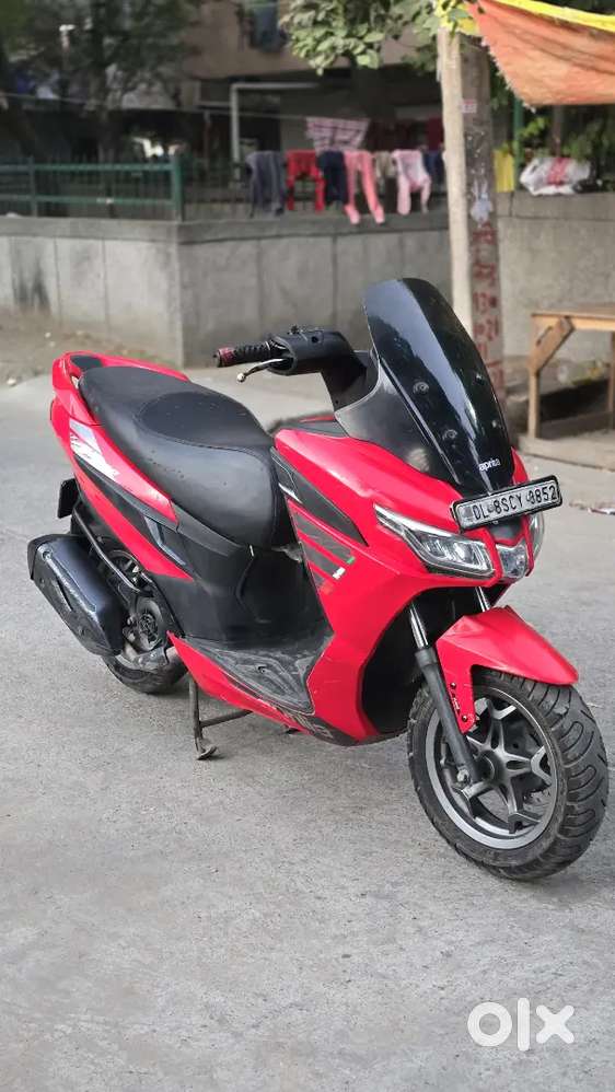 Aprilla SXR160 (2021)