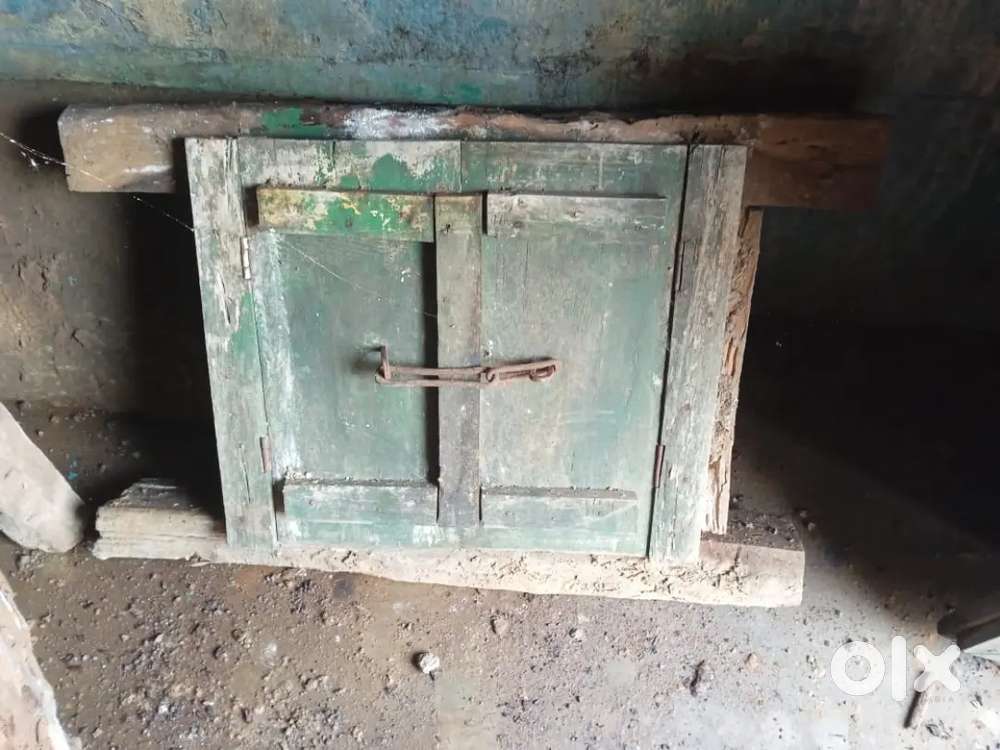 Door and  rice drum