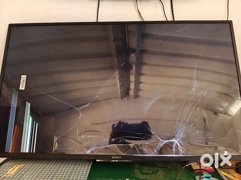 Sony 43 inch LED tv display alone broken