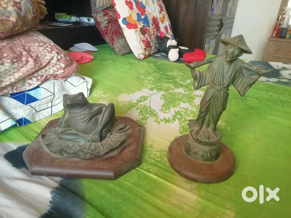 Antique original chinese statue
