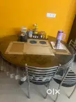 Round Dining table
