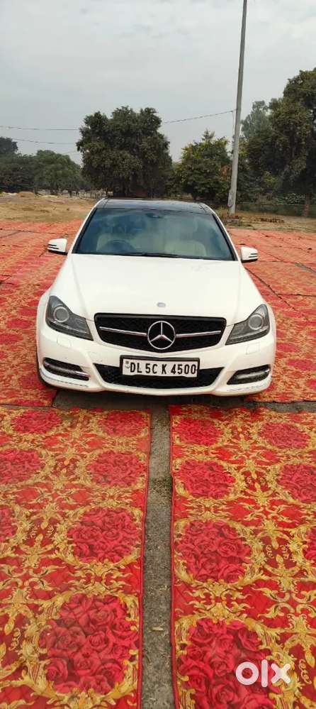 Mercedes-Benz C-Class 2012 Petrol 70000 Km Driven