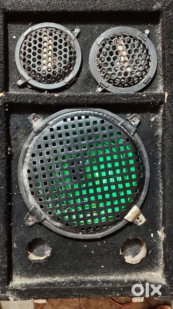 Bluetooth speaker inbuilder amplifier