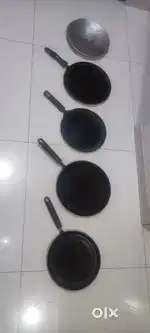 4 pressure cooker,6 kadhai,4 patila ,1 idli maker with 5 plate