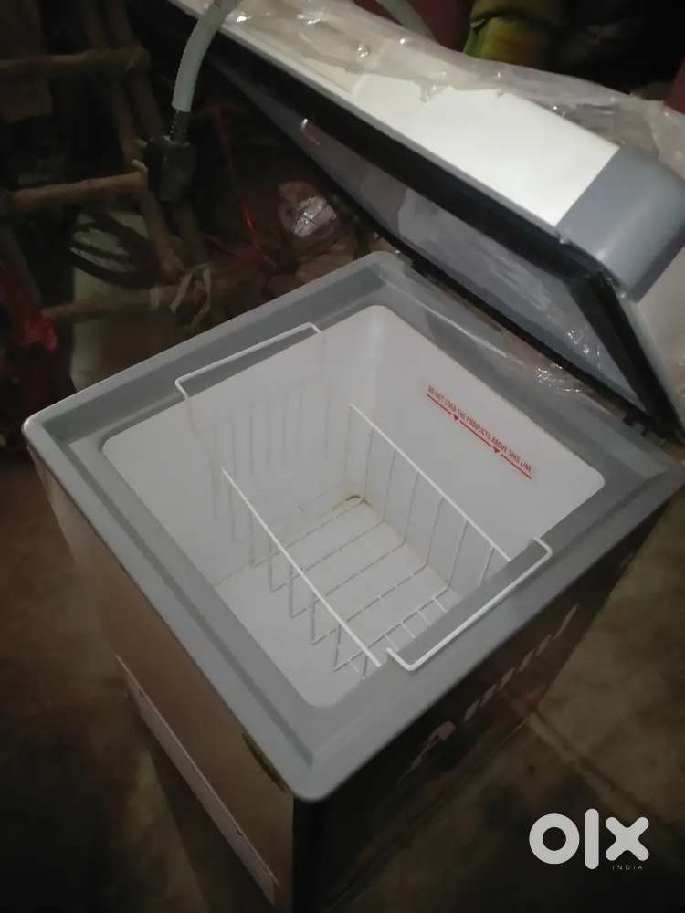 किसी को deep freezer की आवश्यकता हो तो संपर्क करे।, वारंटी टाइम में है