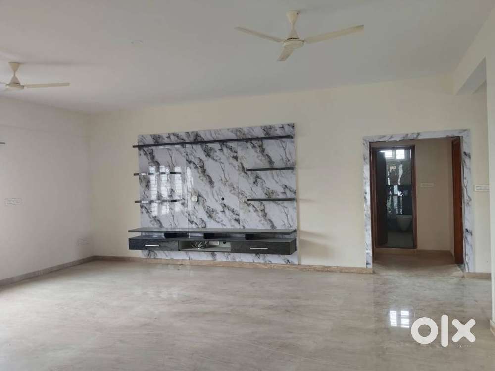 Spacious 3BHK house with excellent wardrobes with attached bathrooms