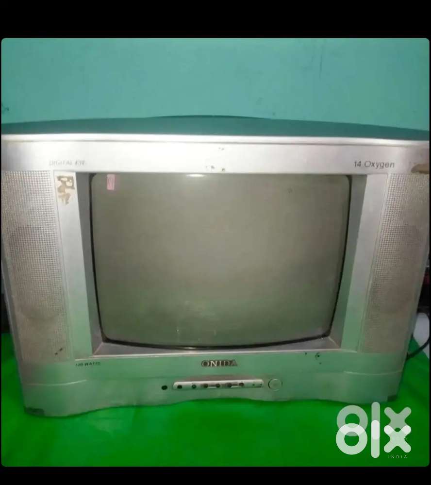 Colour tv available in Low price only 1400