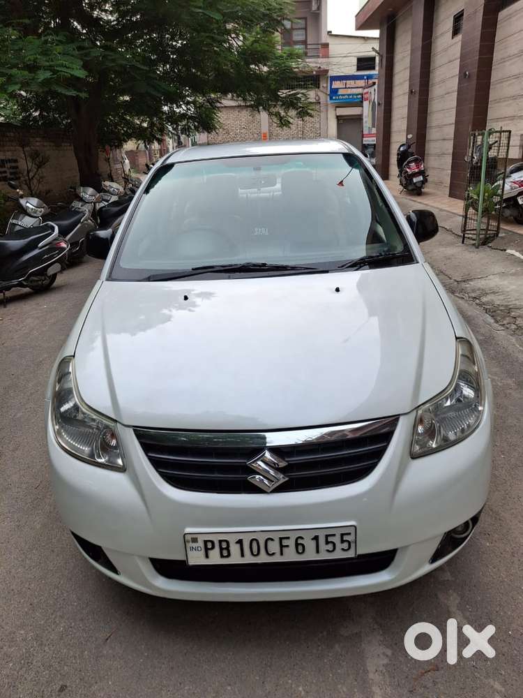 Sx4 full insurance only 47000 kms run next to brand new showroom piece