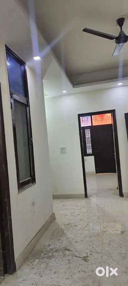 Prime location 2 bhk flat ready to move near by gaur city 2