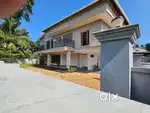 പൊൻകുന്നം ടൗണിന്റെ  ഹൃദയ ഭാഗത്ത് , ബ്രാൻഡഡ് ഹൗസ് വിൽപ്പനയ്ക്ക്